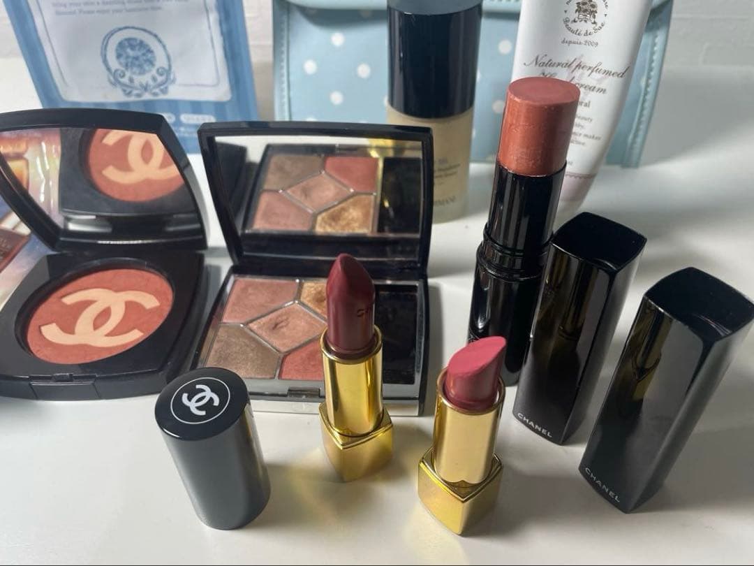 CHANEL、DIORデパコス等まとめ売り
