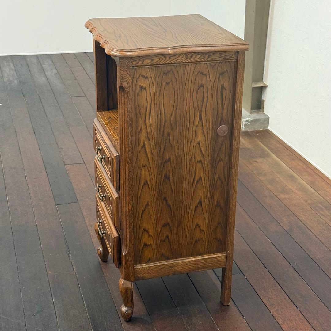 H19K47 ルーマニア製 電話台 猫脚