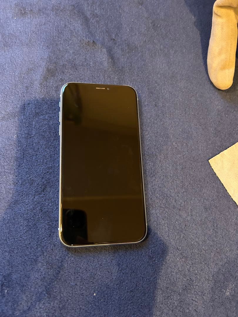 iPhone XR 64GB 美品 SIMフリー バッテリー82％ 初期化済み