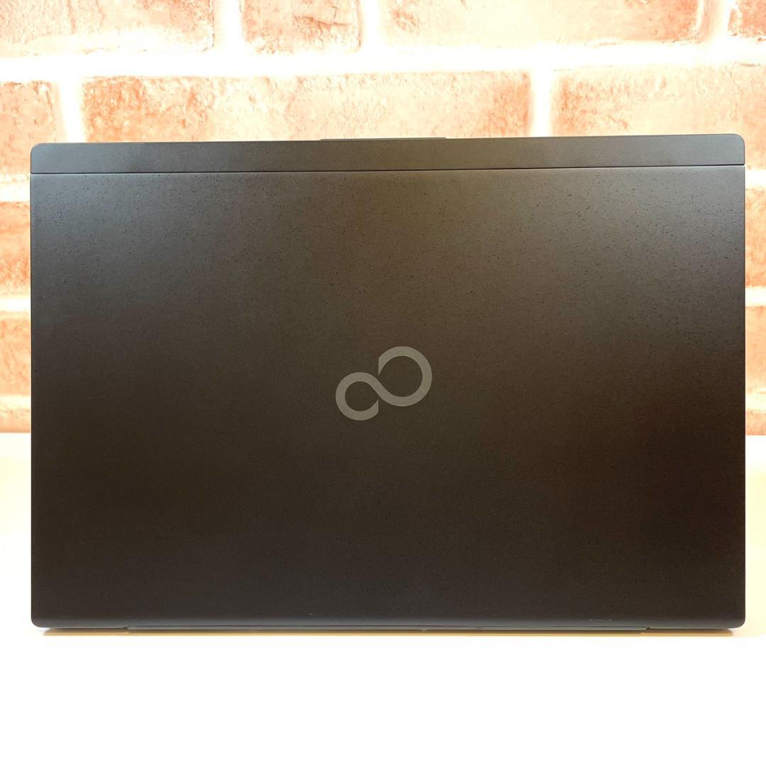 ★超軽量898g★ 第10世代Corei7 人気 LIFEBOOK PP6