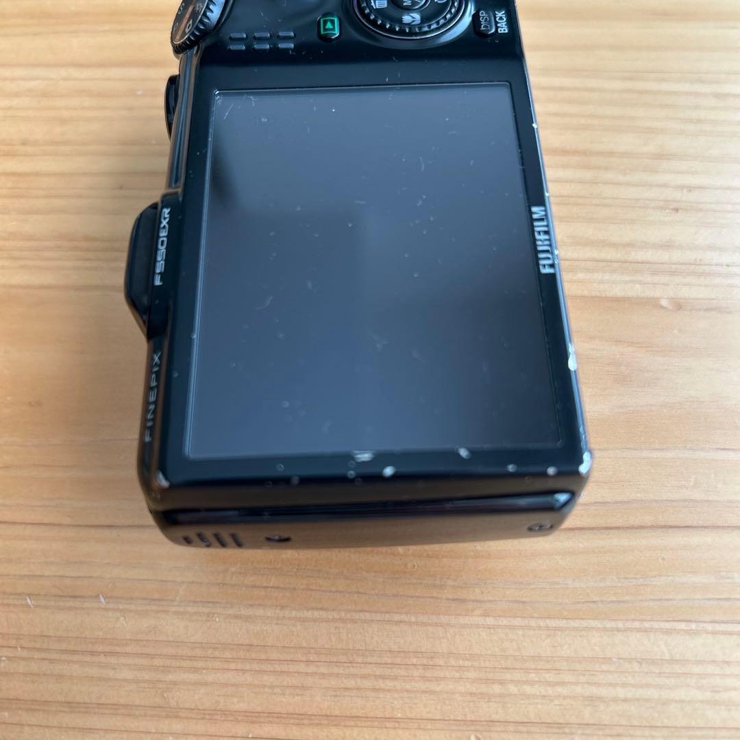 FUJIFILM FINEPIX F550EXR デジタルカメラ