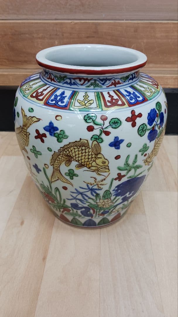 時代物中国美術中国古玩明代明時代五彩魚藻文壺大明萬暦年製花瓶花入花器中国古陶磁