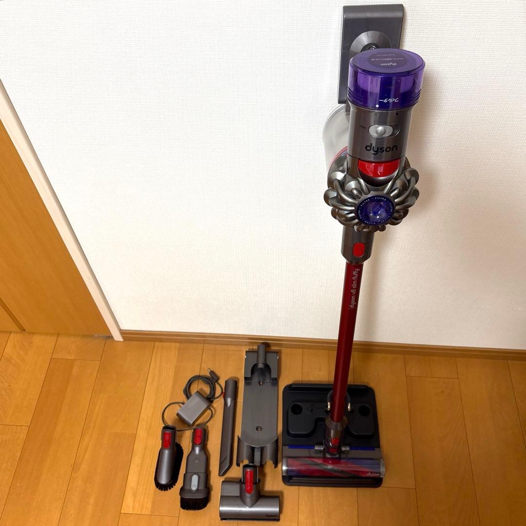 ダイソン V8 slim fluffy コードレスクリーナー 掃除機