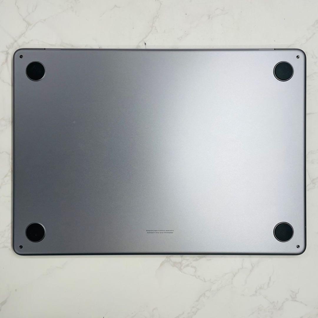 MacBook Air 2024 13 M3 8GB 256GB 100％