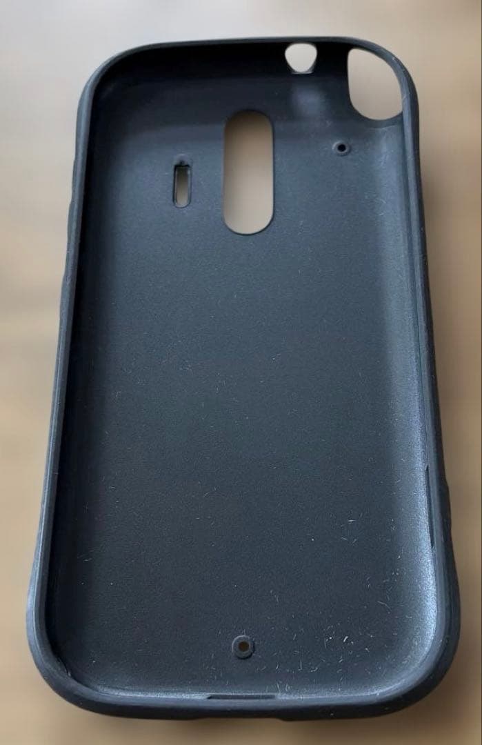 docomo らくらくスマートフォン F-42A 赤　携帯カバー付き　外箱有り