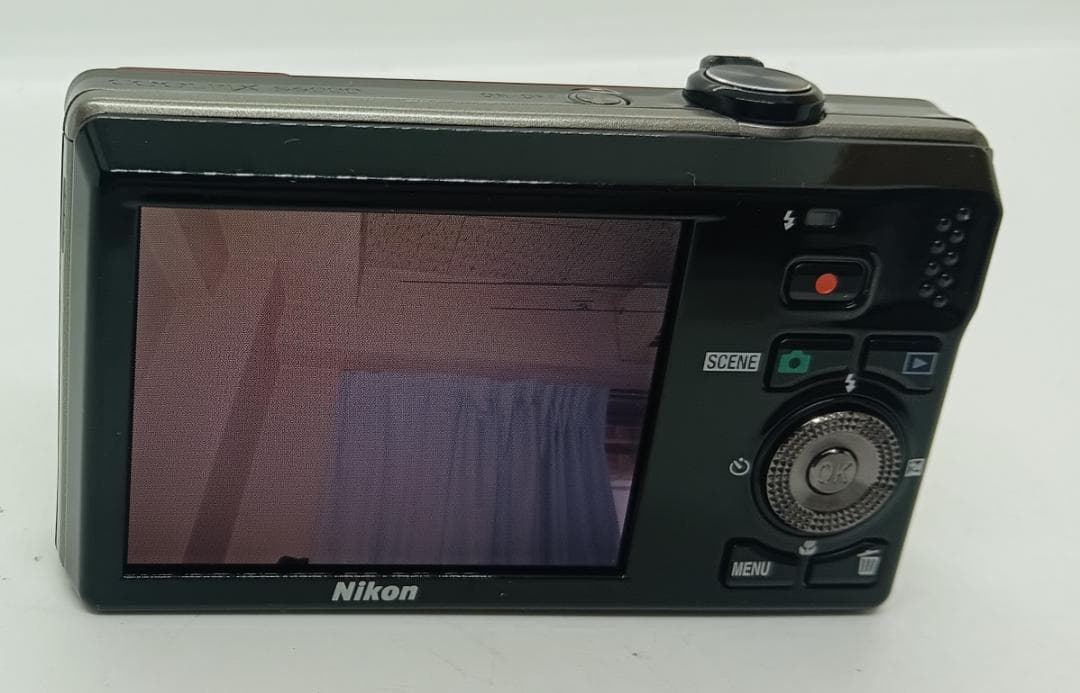 Nikon coolpix s6000 レッド デジタルカメラ充電器付き、箱付き