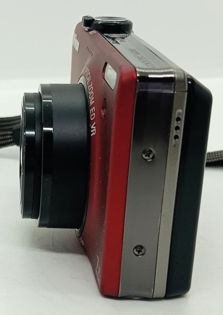 Nikon coolpix s6000 レッド デジタルカメラ充電器付き、箱付き