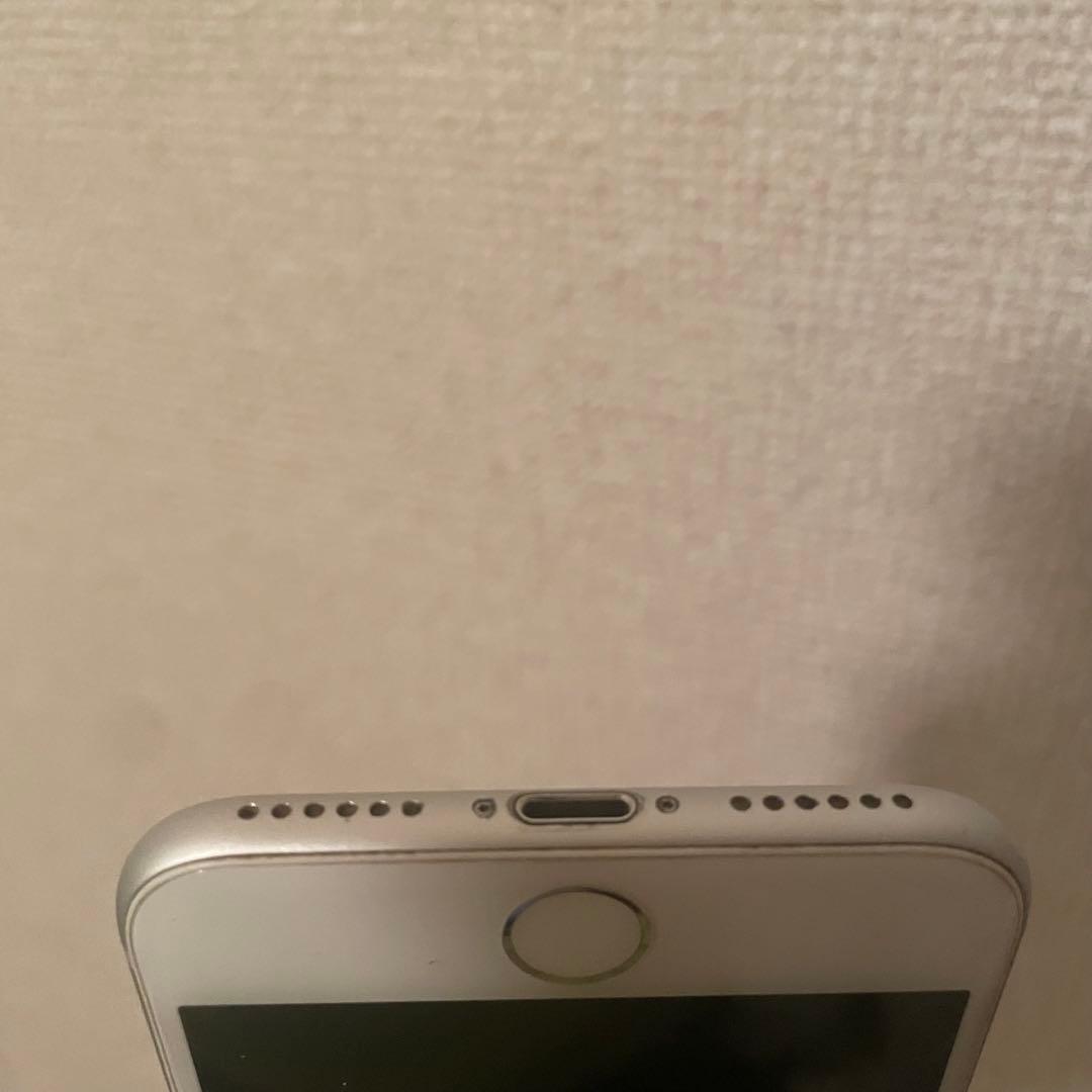 iPhone8 本体　64G