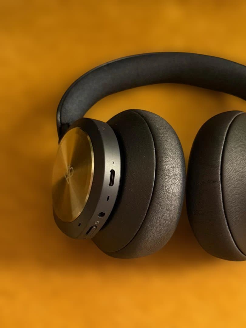 Bang & Olufsen Beoplay Portal　ワイヤレスヘッドホン