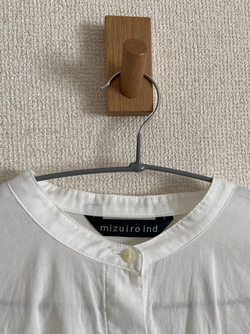 mizuiro ind ピンタックパフスリーブシャツ オフホワイト