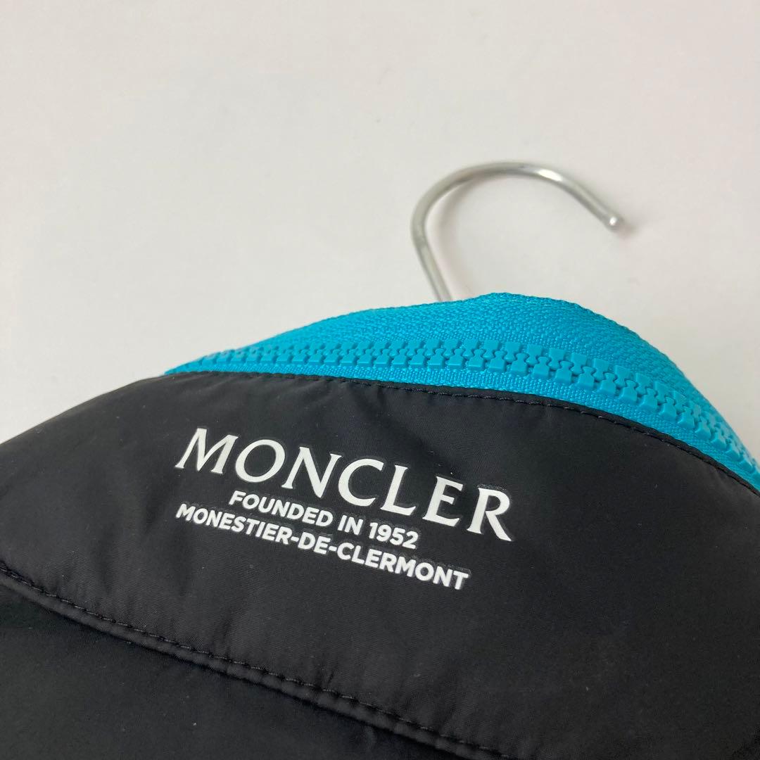 モンクレール ハンガー付き ベスト 美品 3 L ダウン ORTAC