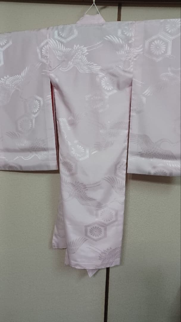 七五三　女の子着物 赤色 花柄 蝶刺繍 着物　3才