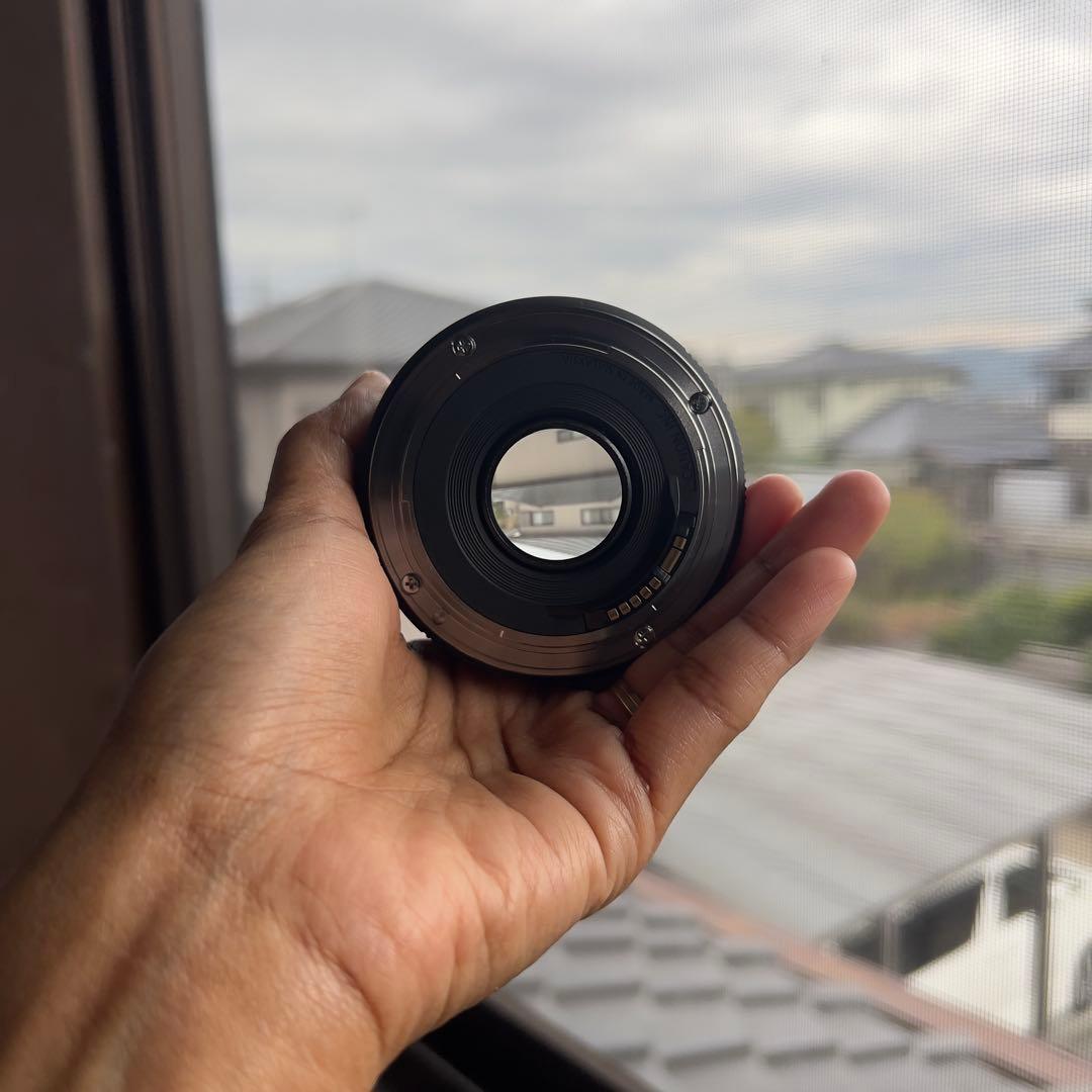 Canon 50mm f/1.8 STM 単焦点レンズ