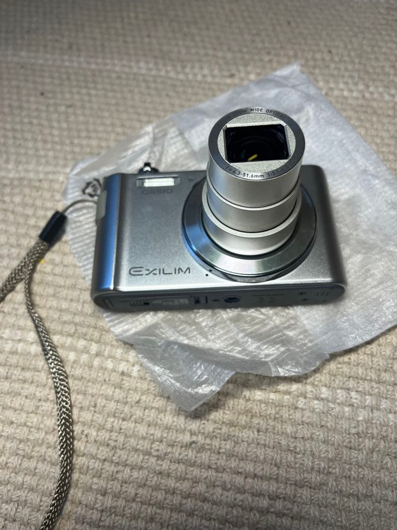 ノーブランド カメラ ユニセックス シルバー