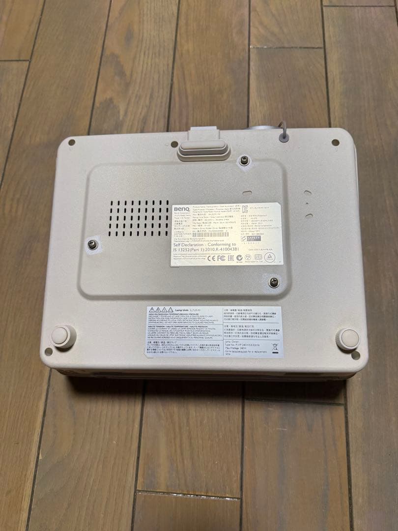 BENQ W1070 DLPプロジェクター