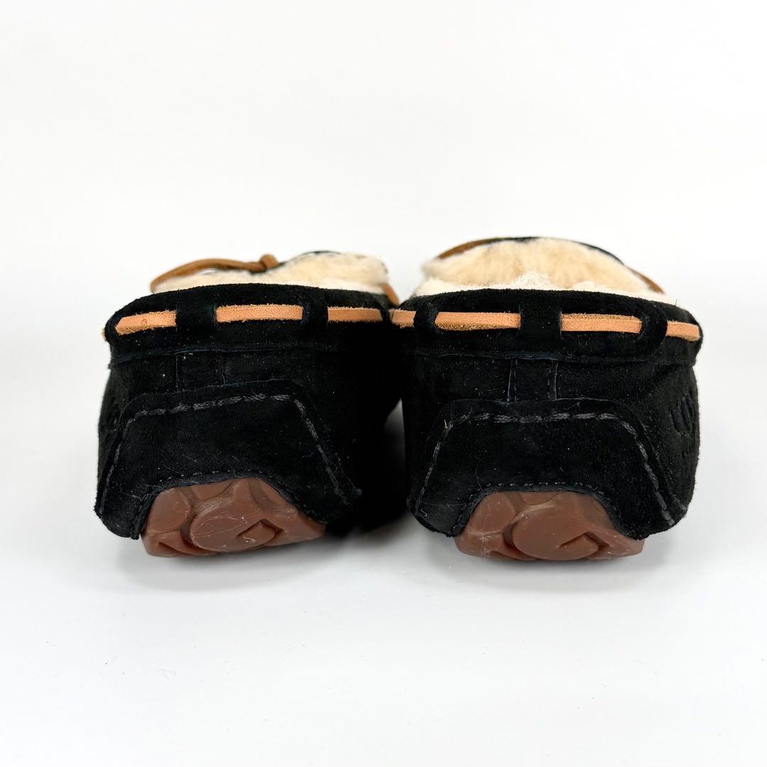 【新品未使用】UGG DAKOTA スエード モカシン スリッポン 黒 23.0