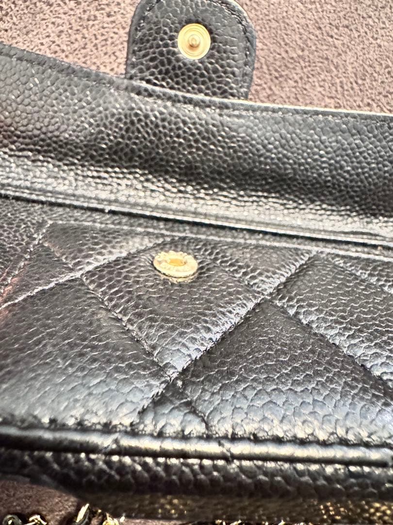 CHANEL iPhoneケース　キャビアスキン　15 pro Max