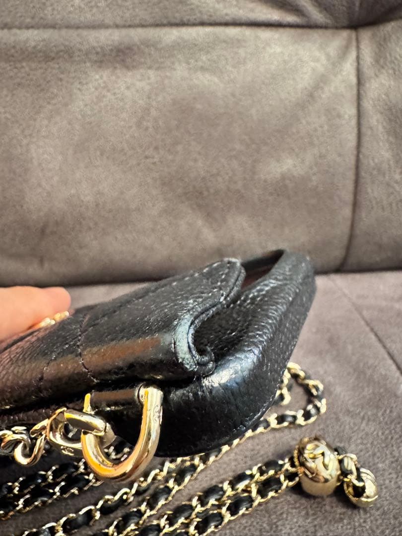 CHANEL iPhoneケース　キャビアスキン　15 pro Max