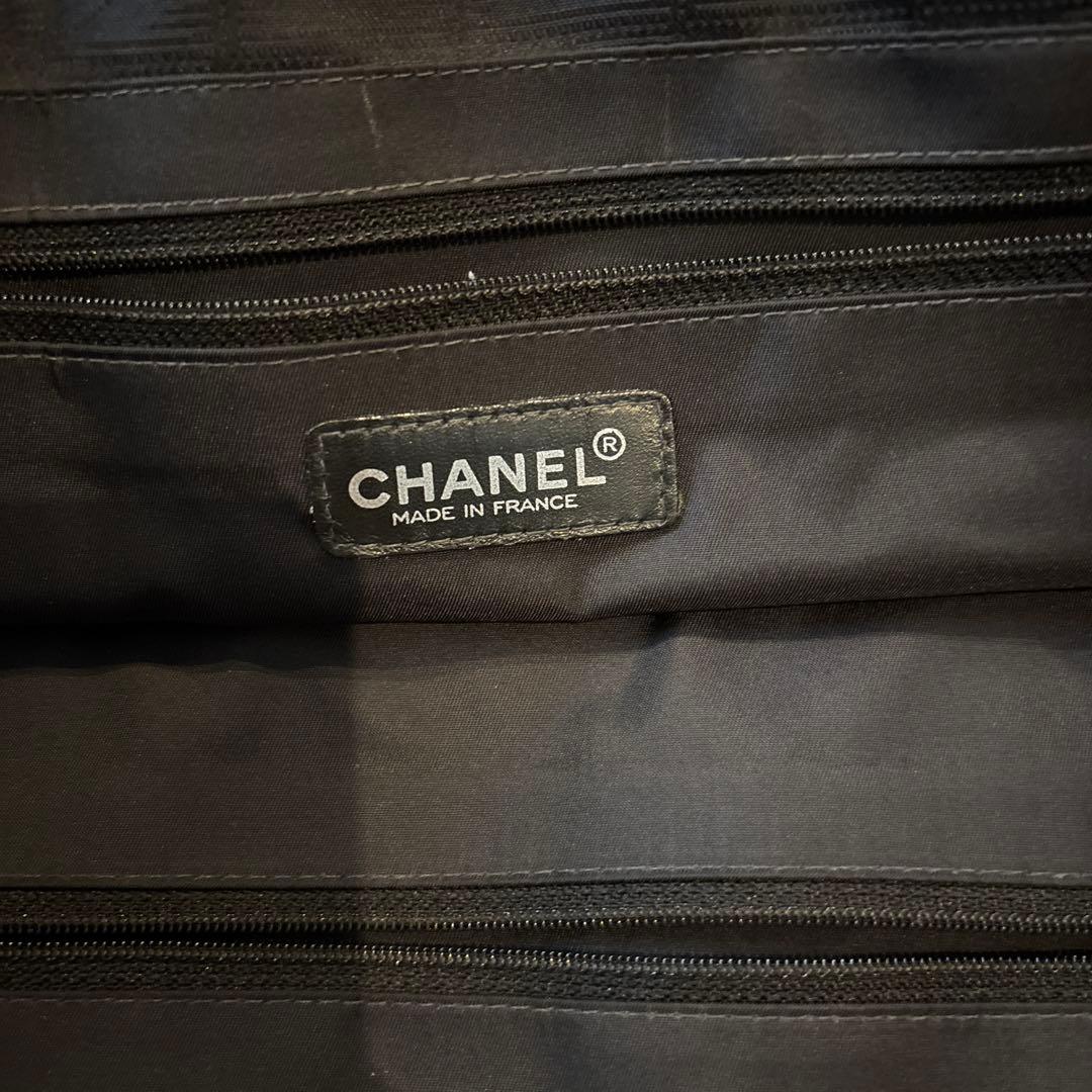 CHANEL ニュートラベルライン　ブラック トートバッグ