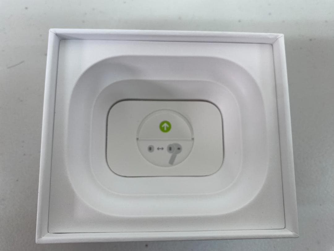 美品 Apple AirPods Pro 3 MFHP4J/A エアポッズ