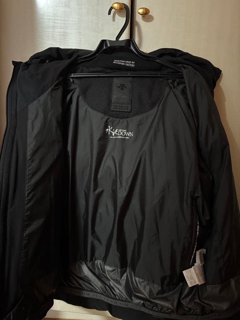 デサント水沢ダウン　DESCENTE Lサイズ