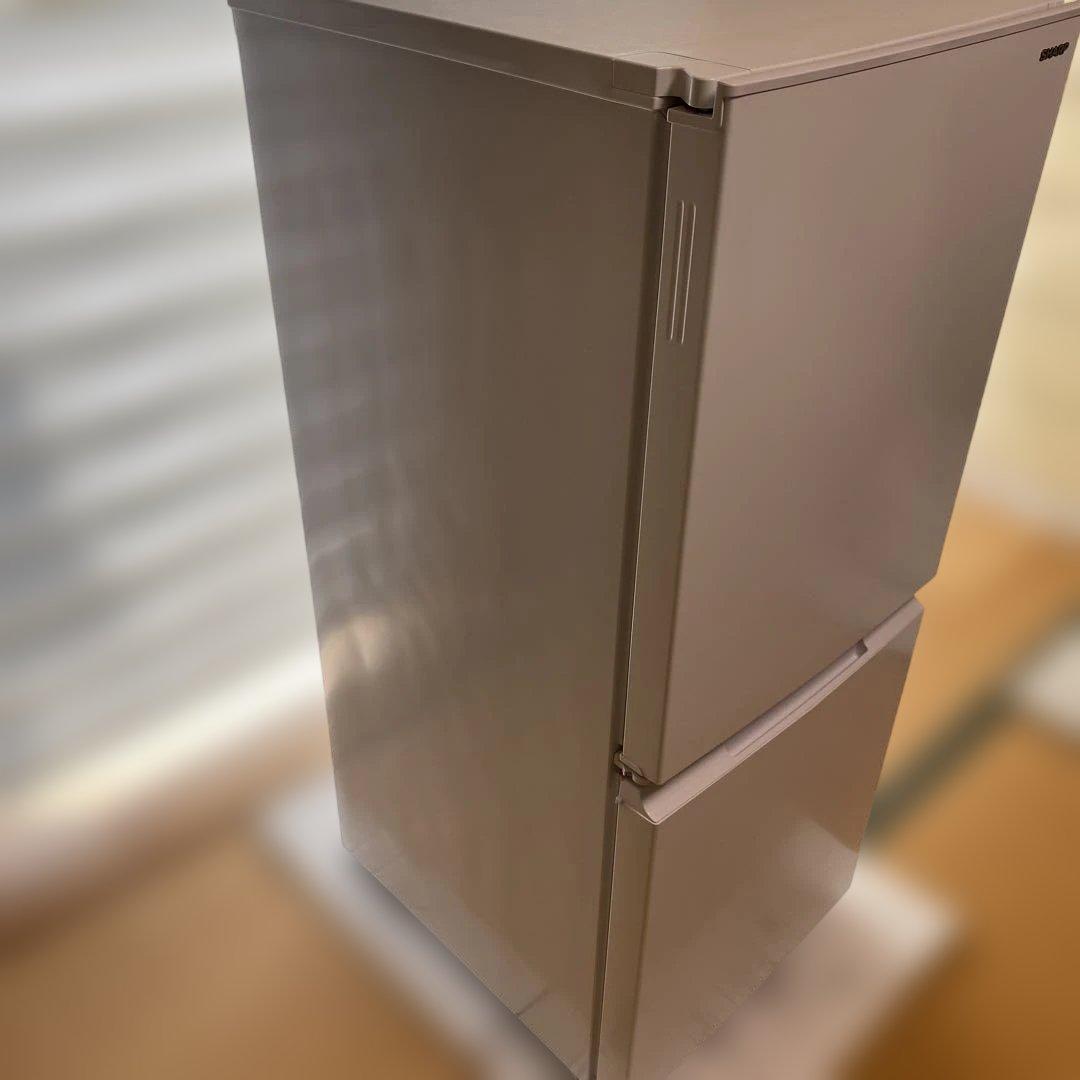 【2022年製】SHARP 2ドア 冷蔵庫 152L SJ-D15P-W
