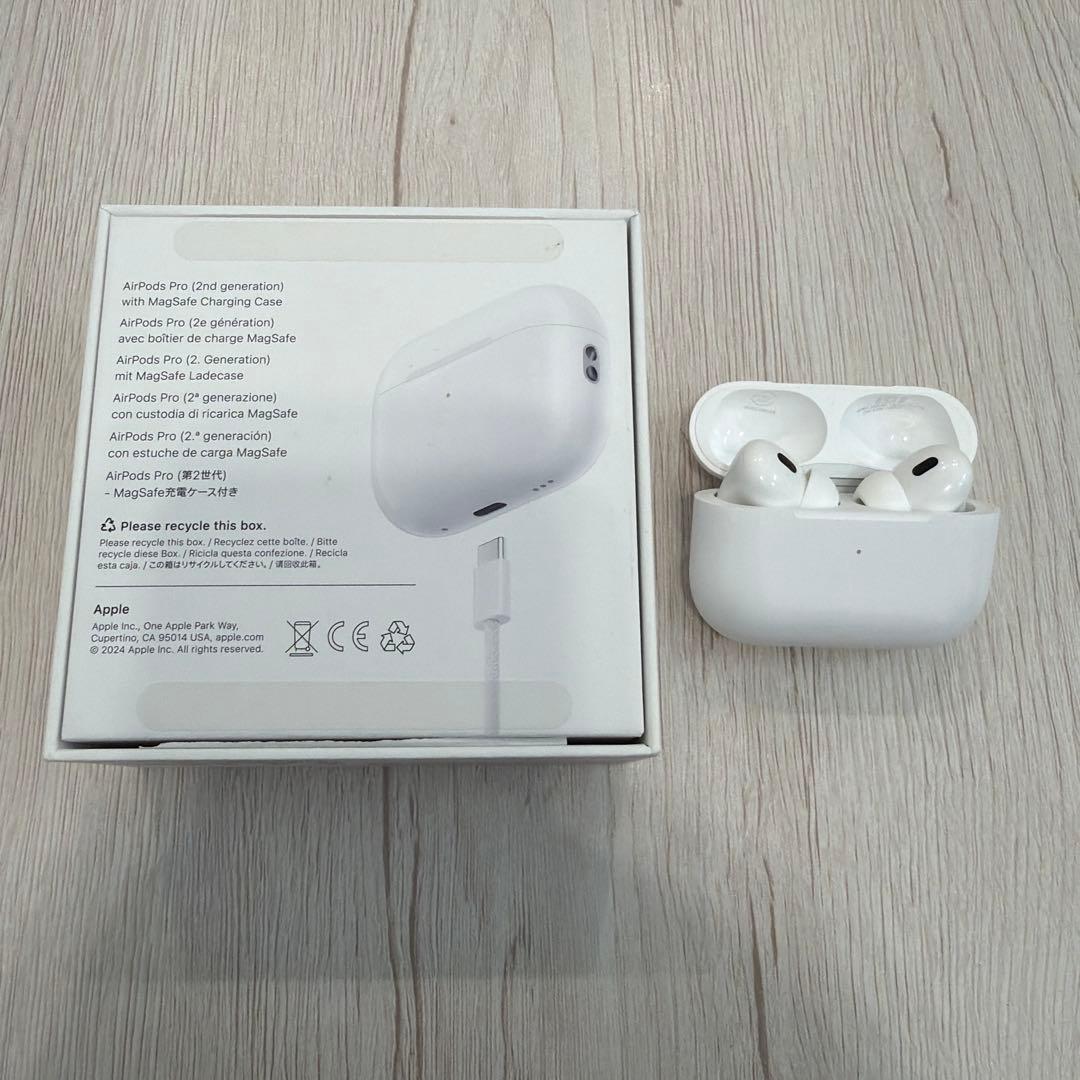 極美品❗️AirPods Pro (第2世代) Type-C対応　本体一式