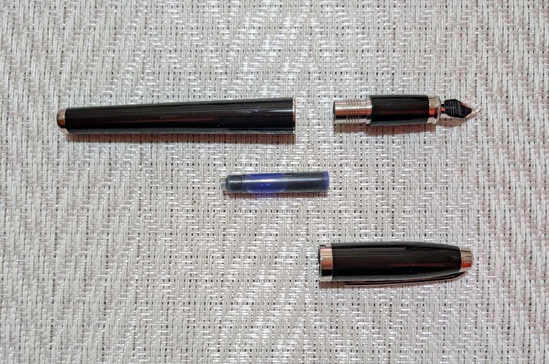 ★美品【未使用】デュポン 14K 585 F カートリッジ式 万年筆 インク有