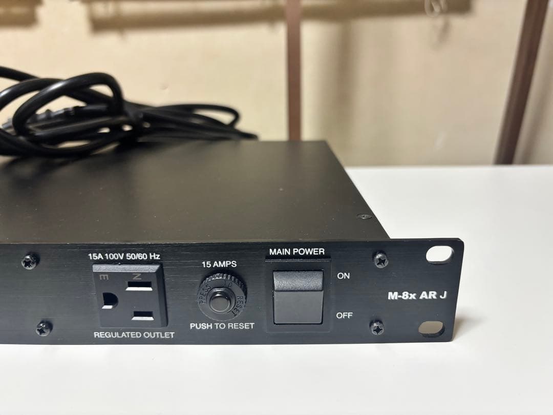 FURMAN M-8X J （日本国内仕様）100V安定化電源