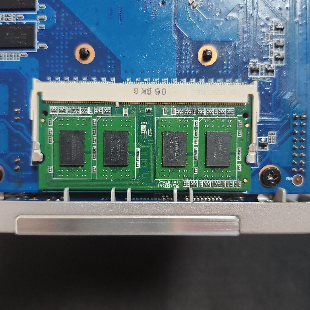 TERRAMASTER F5-221 5ベイNAS + 4GB DDR3