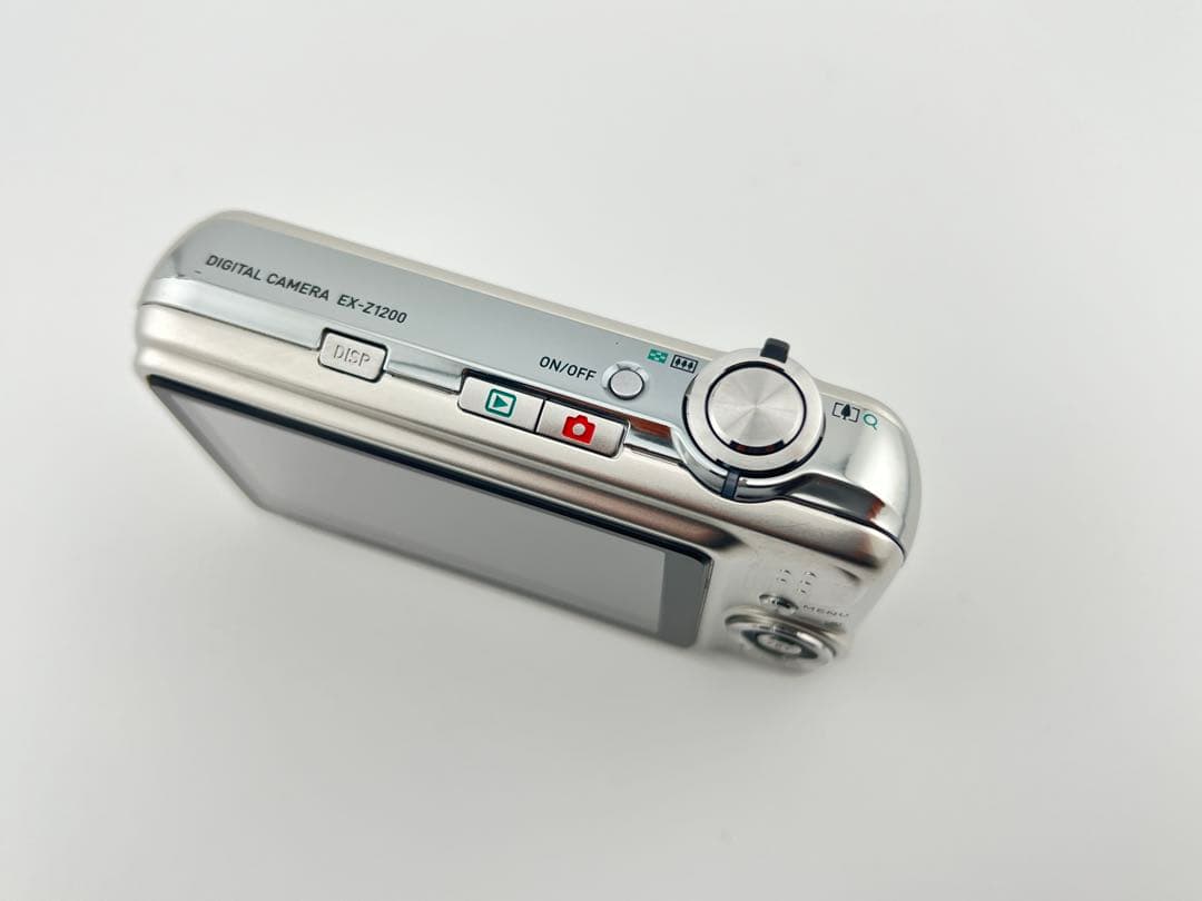 【極上品】CASIO EXILIM EX-Z1200 シルバー