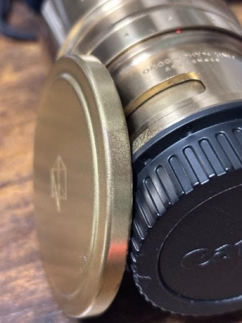 lomography Petzval 58 f1.9 canon EFマウント