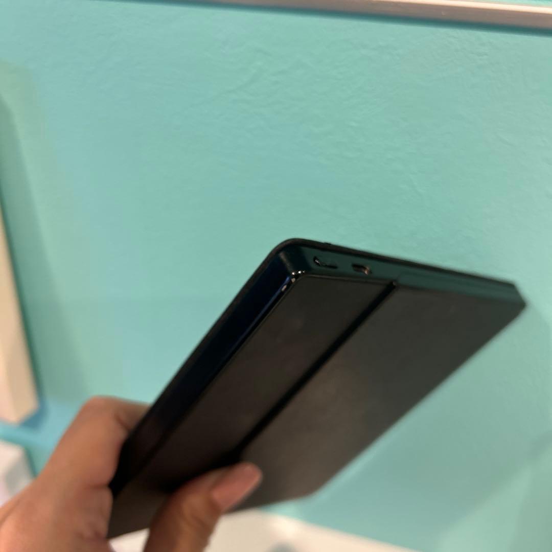 Kindle Oasis 第8世代 ブラック バッテリー内蔵レザーカバー付き