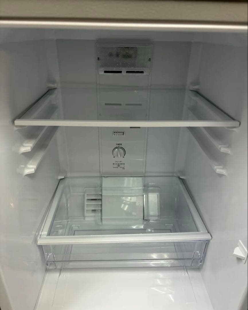 一人暮らし・同棲必見！◆AQUA 冷蔵庫 126L ブラッシュシルバー