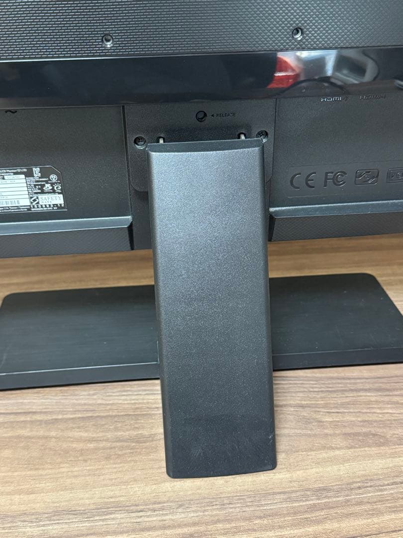 BenQ GC2870H 28インチ フルHDモニター　①