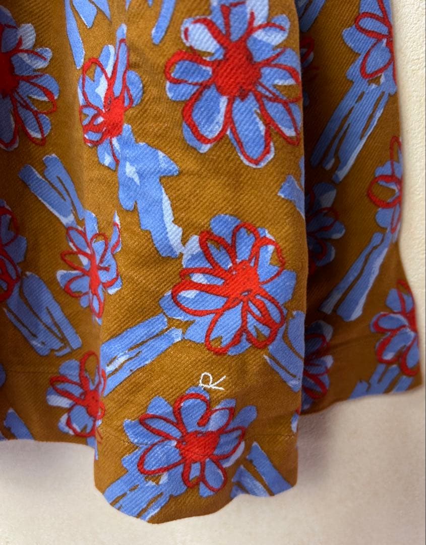 45R ライトモールフラワーヘリンボンプリントブラウス　0