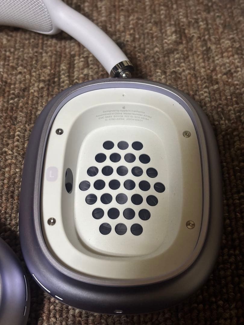 AirPods本体 シルバー オーバーイヤータイプ