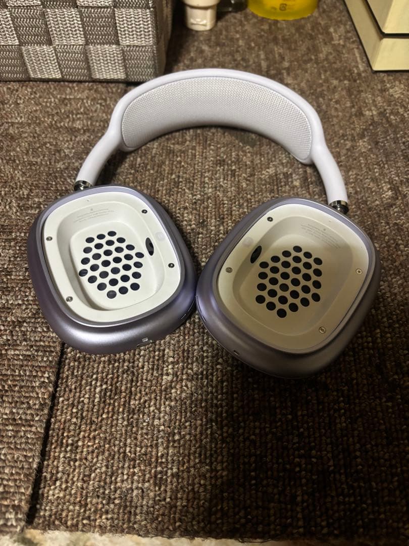 AirPods本体 シルバー オーバーイヤータイプ