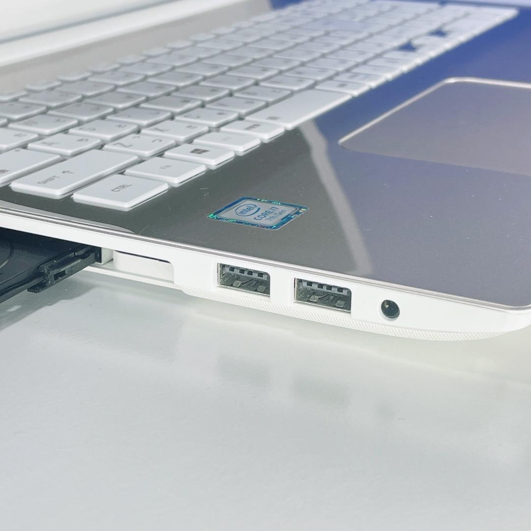 Corei7✨Windows11✨爆速SSD✨ゴールド✨東芝ノートPC薄型カメラ