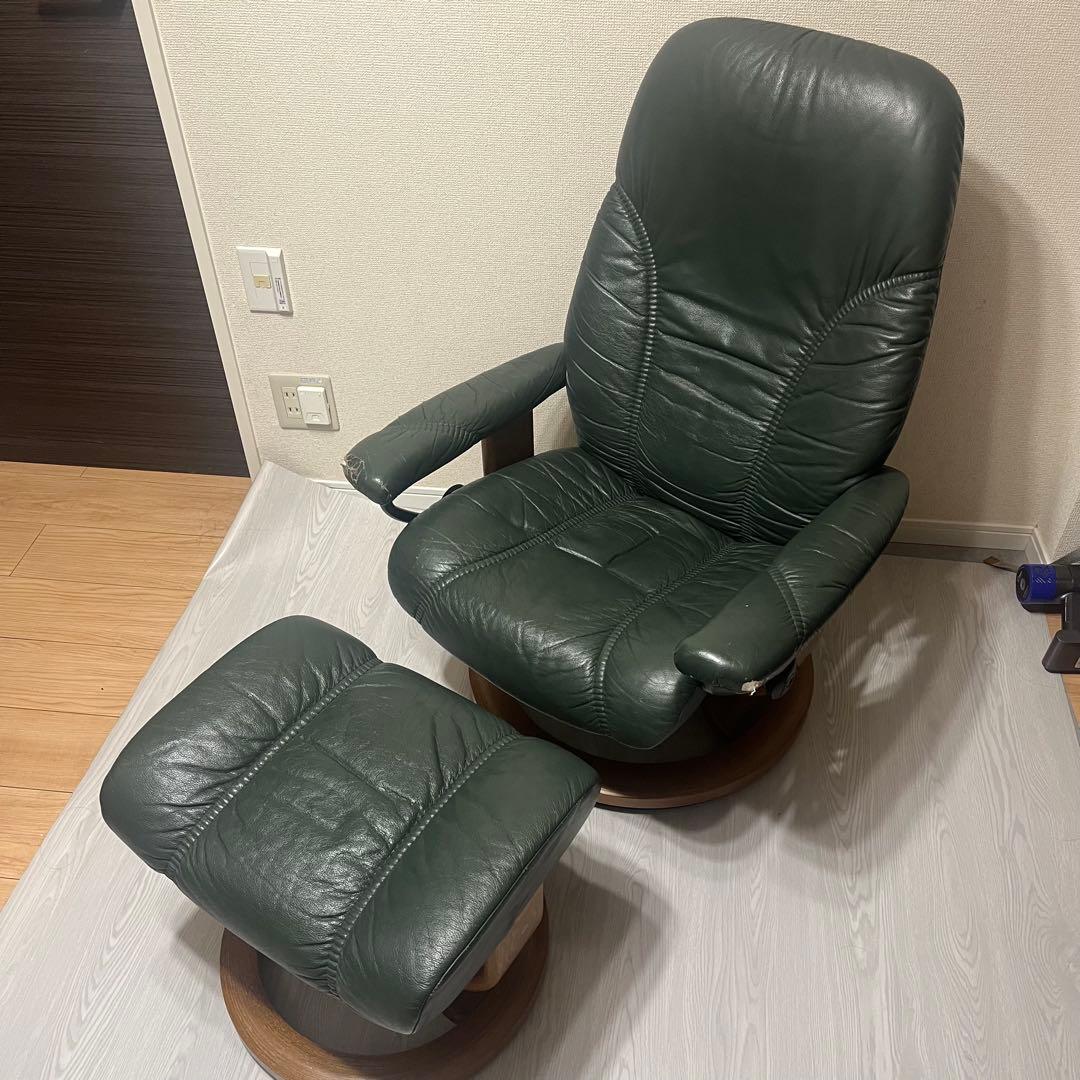 エコーネス ストレスレス リクライニングチェア & オットマン