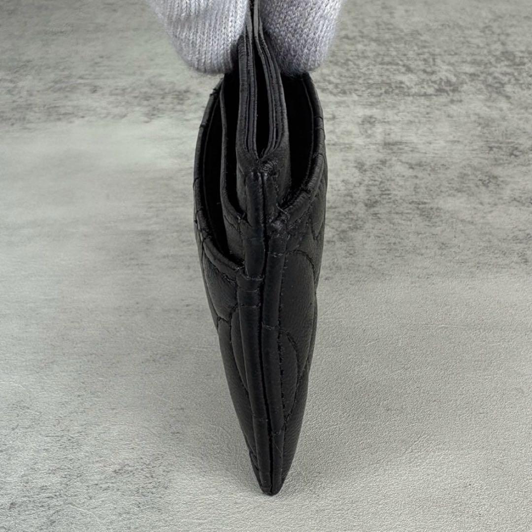 CHANEL シャネル　カメリア　ラムスキン　カードケース　パスケース