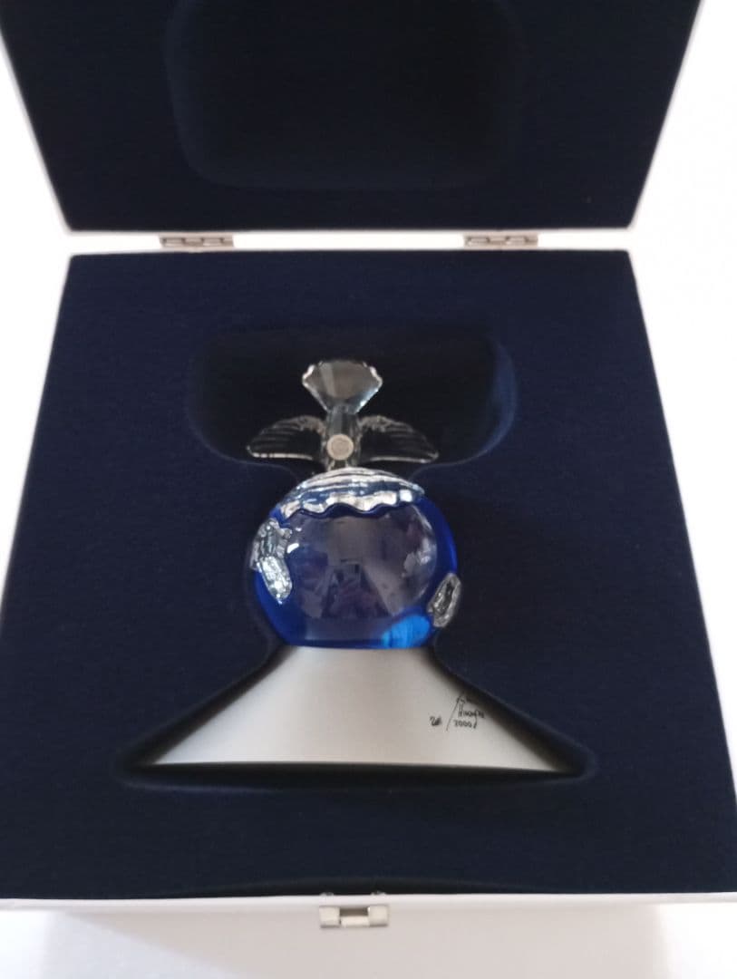 スワロフスキー❤ミレニアム❤地球と鳩❤クリスタルプラネット❤スワロ