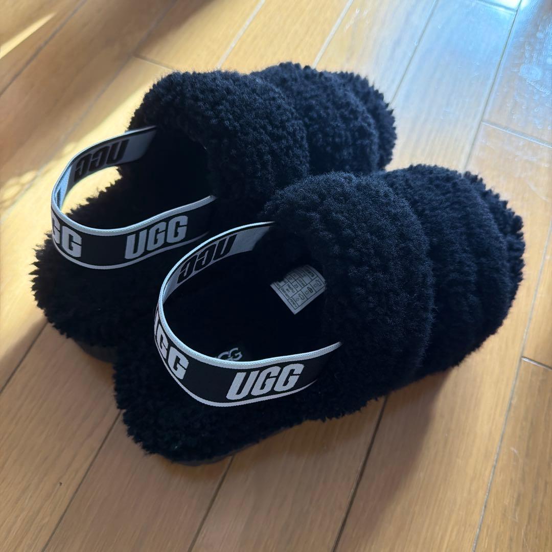 UGG オー フラッフィータ OH FLUFFITA サンダル　ボア　ブラック