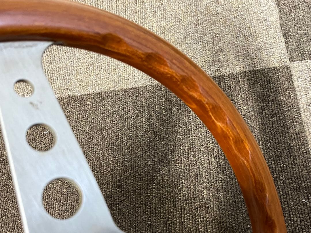 MOMO INDY ウッドステアリング ハンドル　稀少 レトロ　アンティーク