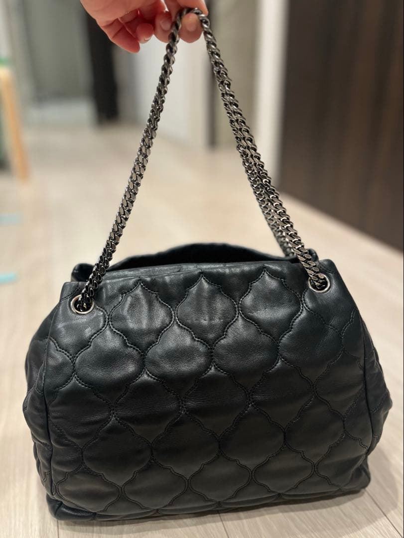 CHANEL シャネル チェーンショルダ シルバー金具 キルティングレザー