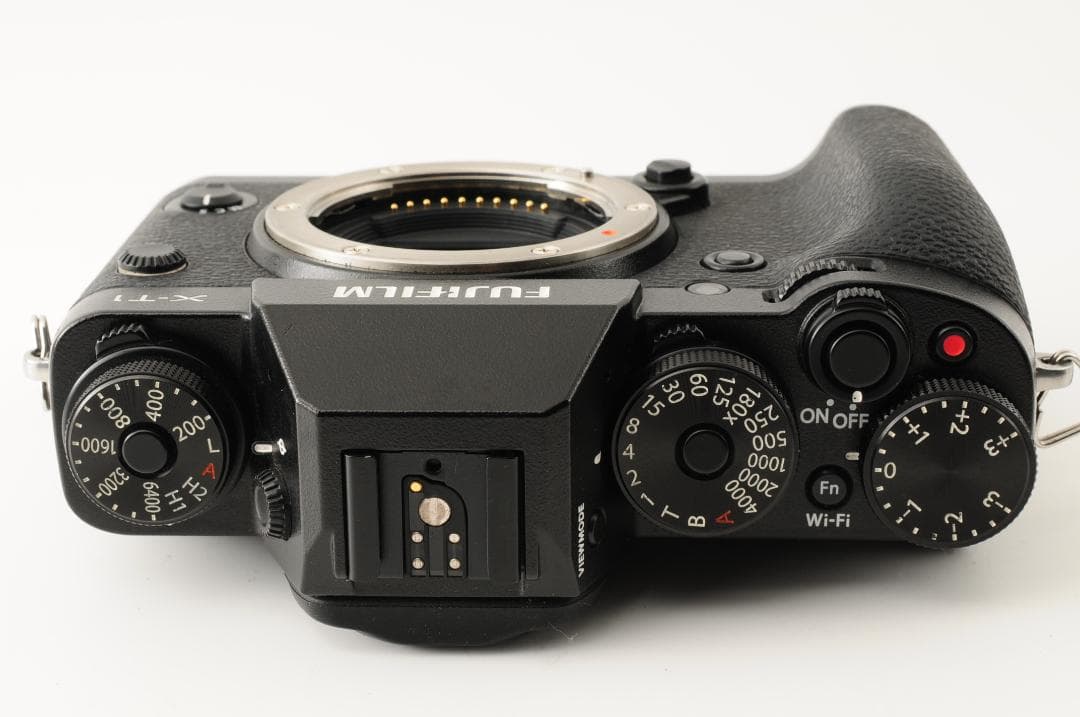 【美品】フジフィルム FUJIFILM X-T1 《シャッター回数 16回》