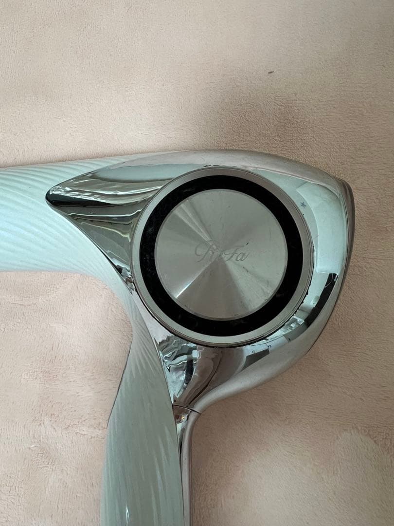 リファビューティックドライヤープロ