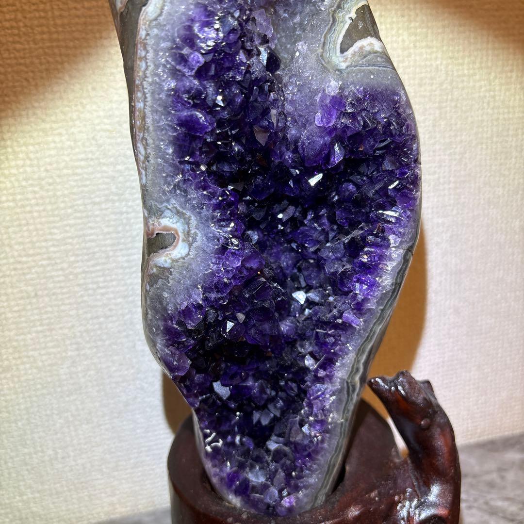 ウルグアイ産♡アメジストドーム♡2色カラー♡2.8kg フラワー♡天使の指紋付き