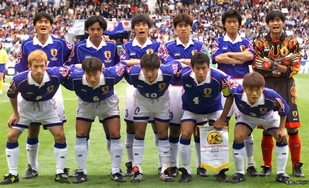 P*y様 98W杯 日本代表 炎 長袖ユニフォーム 中山雅史 ゴン中山 9 新品