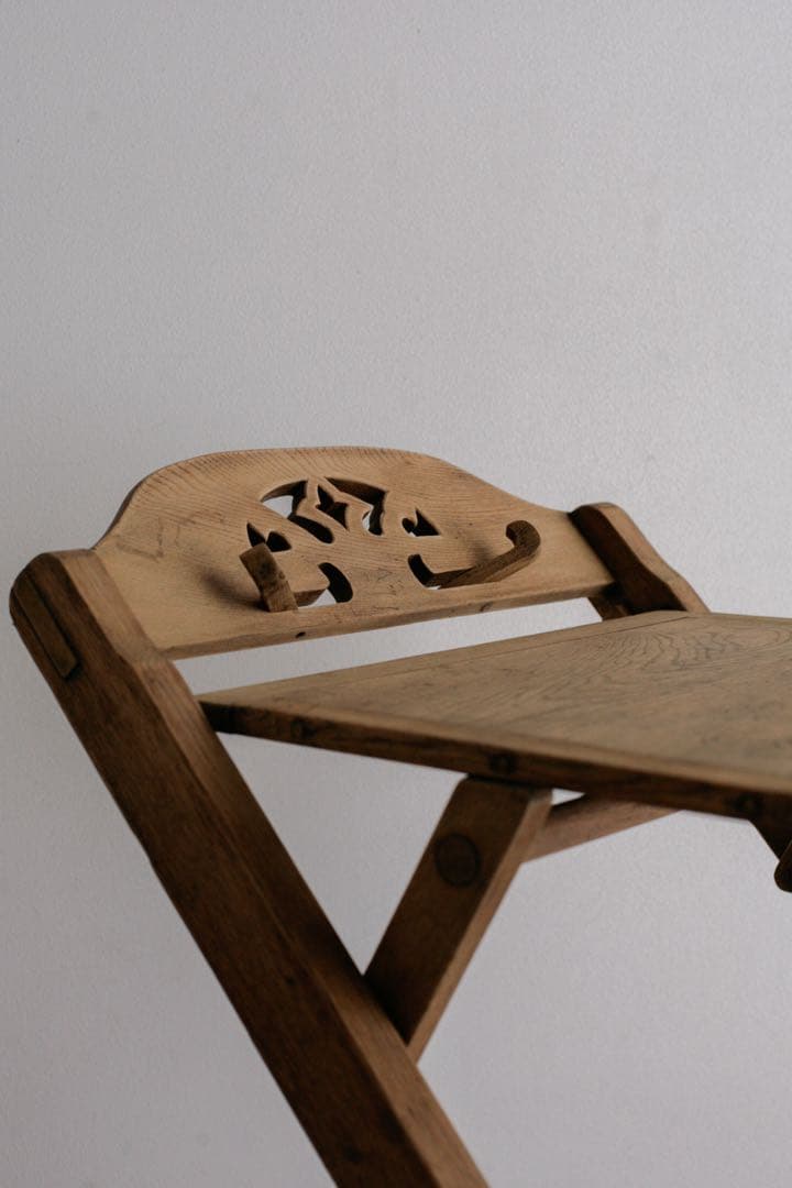 開閉式 飾り棚　展示台　透かし彫り　欅　無垢材　古家具　古道具　無垢インリア